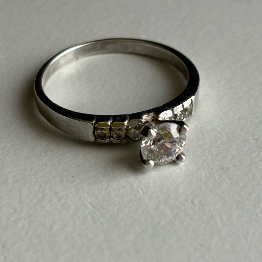 Sterling Silver Crystal Ring 925 - Picture 13 of 16